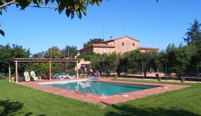 Self catering Mas Pareta for 6 people