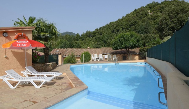 Self catering Mas Romeu for 6 people