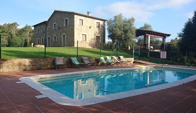 Self catering Mas Solaric for 10 people