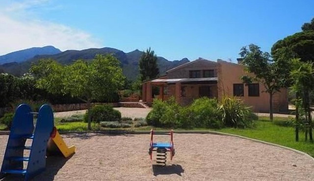 Self catering Maset de Castanyer for 4 people