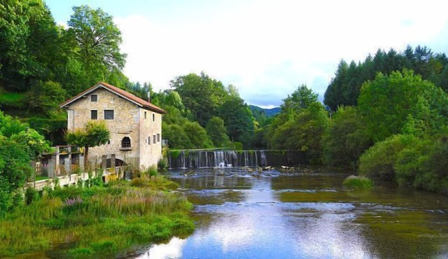 Self catering Molino de Alli - Alliko Errota for 8 people