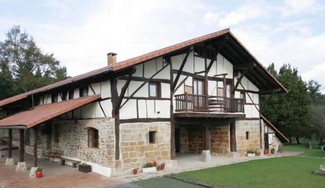 Self catering Pagaigoikoa for 3 people