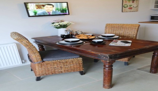 Self Catering Peak District Lodge