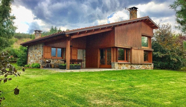 Self catering PereCampelles for 10 people