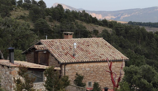 Self catering Poble Rural Puigarnau-Pubilló for 6 people