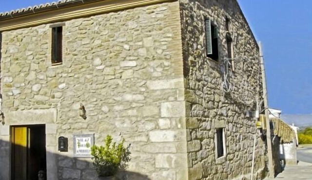 Self catering Solaz del Ambroz for 8 people