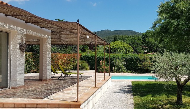 Self-catering studio at Villa Garlaban *.