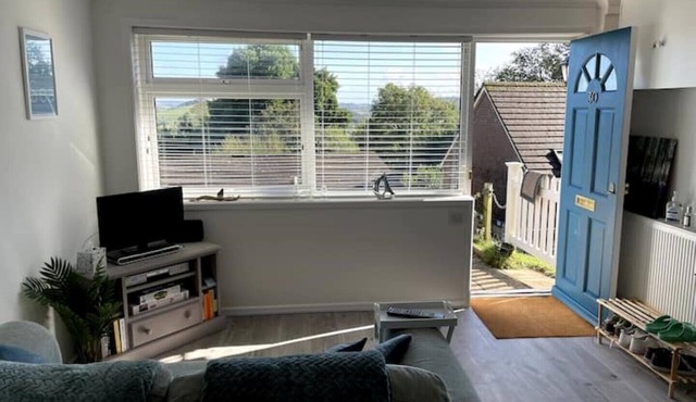 Self-catering studio in beautiful Charmouth