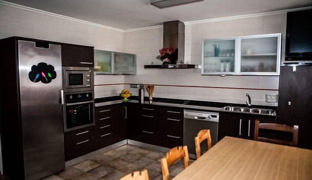 Self catering Tolareta for 10 people