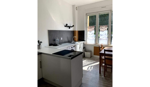 Self-contained apartment in the heart of town.