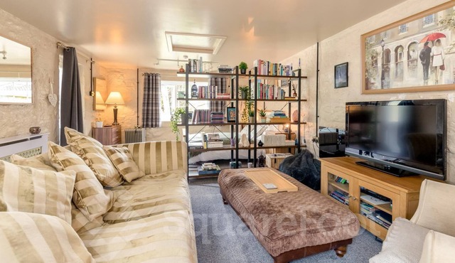 Self contained 2 bedroom cottage 20 minutes from Edinburgh - Sleeps 4