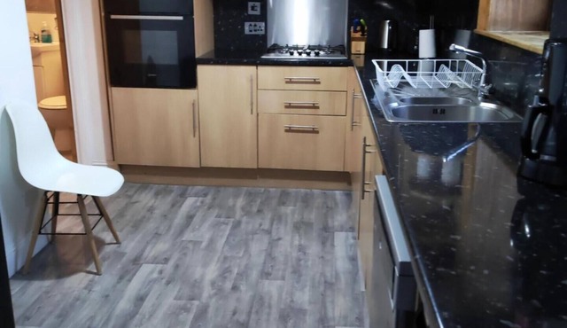 Self Contained 2 Bedrooms House Free Parking