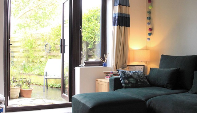 Self contained apartment in idyllic English village. Quiet and peaceful.