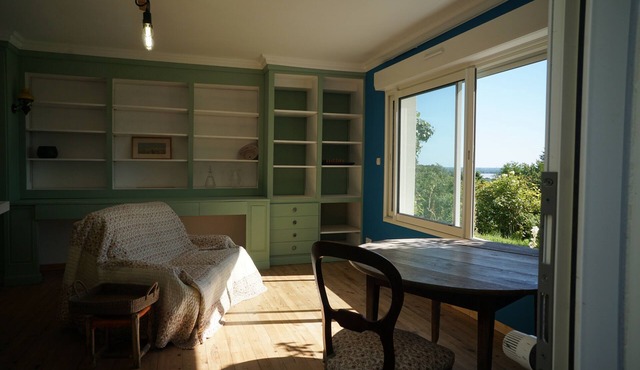 Self-contained apartment with private entrance and terrace