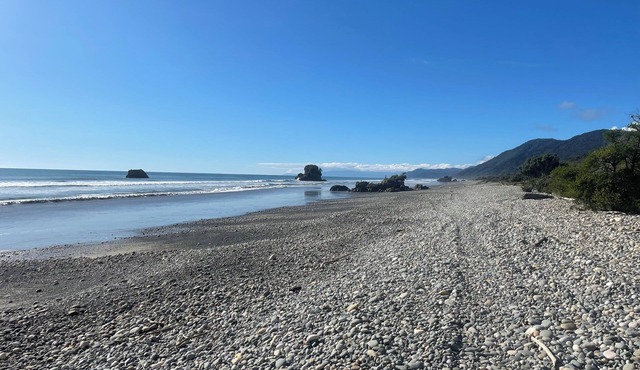 Self contained bus on the Granity beachfront
