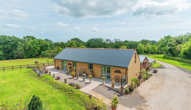 Self-contained cosy one bedroom holiday barn