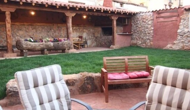 Self catering Los Barruecos for 18 people