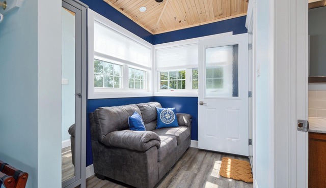 Selkie’s Rest - Silver Dart Lighthouse (Yellow)