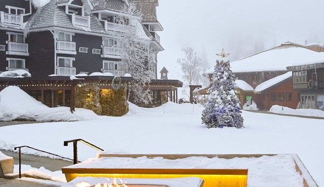 Selkirk Lodge