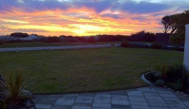 Semaphore Sunset - beachfront