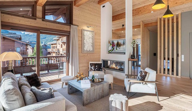 Semi-detached chalet in Courchevel 1650, 4 en-suite bedrooms, pet friendly