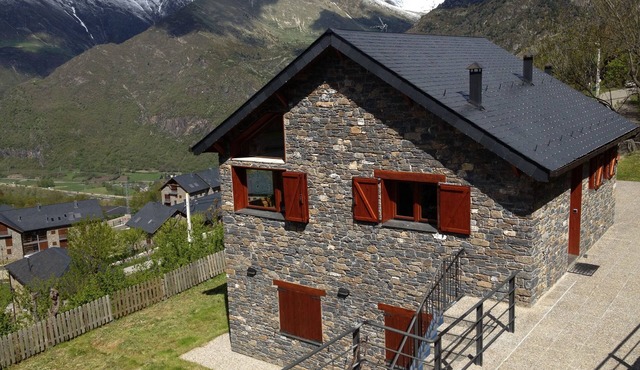Semi-detached house in the charming town of Durro - Vall de Boí -