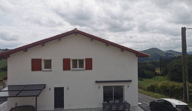 Semi-detached house in the heart of the Basque Country