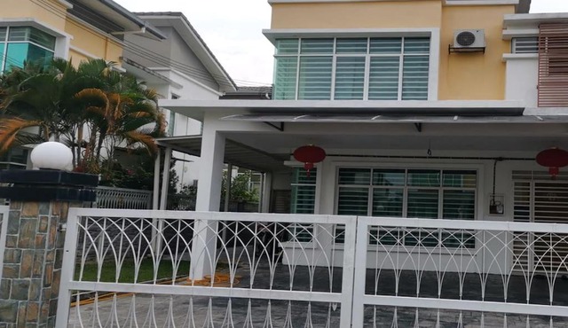 Semi-detached House, Semenyih, Selangor