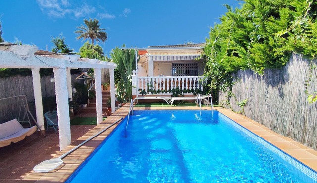 Semi-detached villa with large terrace with BBQ and private pool