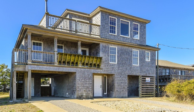 Semi Ocean Front in Nags Head NC with Private Pool!
