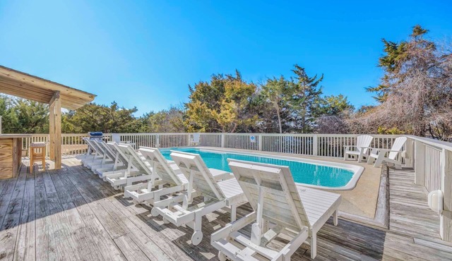Semi-Oceanfront Dog Friendly w/Pool, Hot Tub, Game Room, Theater, Tiki Bar