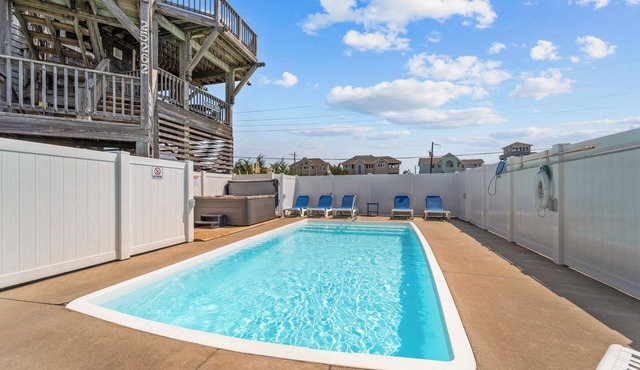 Semi-Oceanfront, Dog Friendly Home in Waves with Pool, Hot Tub, Game Room