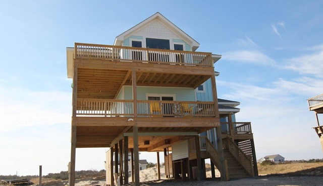 Semi-Oceanfront, Wild Horses, Hot Tub, Ocean Views! 4x2000, Sandfiddler Inn