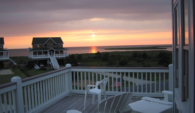 Semi-Soundfront Dog Friendly w/Pool, Hot Tub, Game Room, Community Boat Ramp