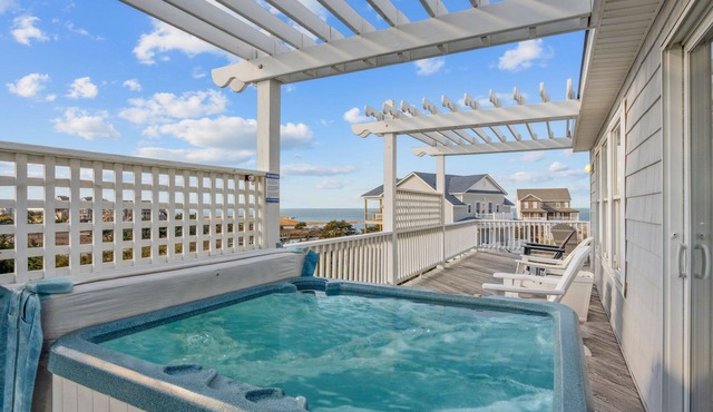 Semi-Soundfront w/Pool, Hot Tub, Game Room, Windsports Access, Cmty Boat Ramp