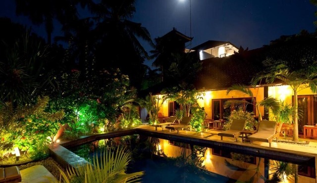 Senang Villa