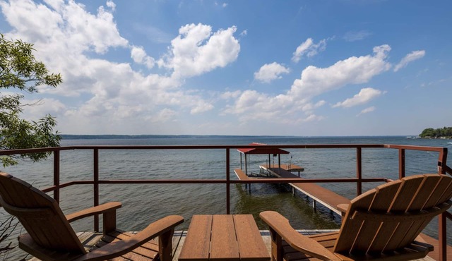 Seneca Lake Effect: "Experience luxurious lake life"