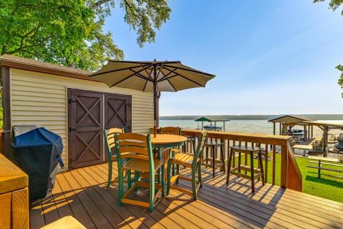 Seneca Lake House Private Dock and Fire Pit!
