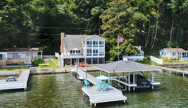 Seneca Memories: Luxury Lakeside Home on Seneca Lake!