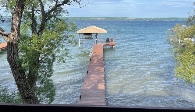 Seneca Shale Shores - enjoy Seneca Lake and all the area has to offer!