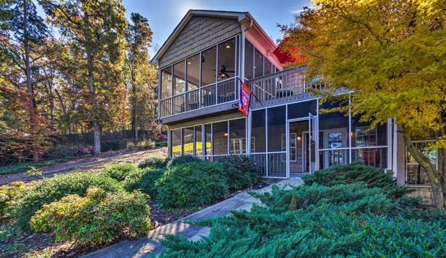 Seneca Townhome on Lake Hartwell Less Than 4 Mi to Clemson
