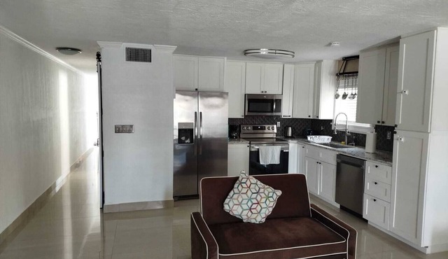 Sensational 2br/2bth Water View #1
