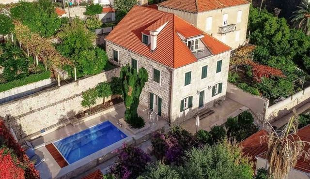 Sensational Dubrovnik Villa | Villa Filia | 6 Bedrooms | Overlooking Dubrovnik.