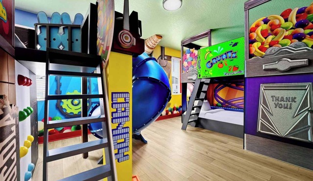 Sensational Sanctuary | Super unique estate on I-Drive w candy theme RM, theater