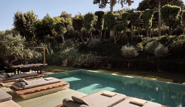 Sentiero Iconic Villa, a Serene Retreat