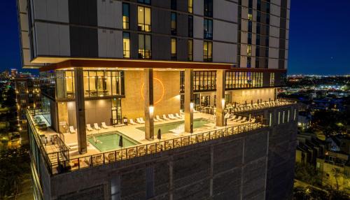 Sentral Forme Houston