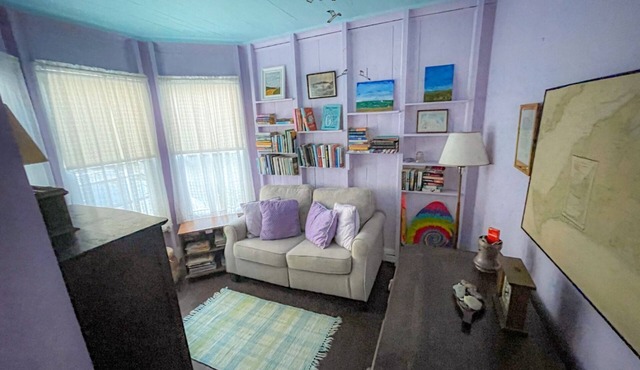 September 2026 Available! 6 Beds! Walk to Beach, Ferry, Ocean Park and OB!