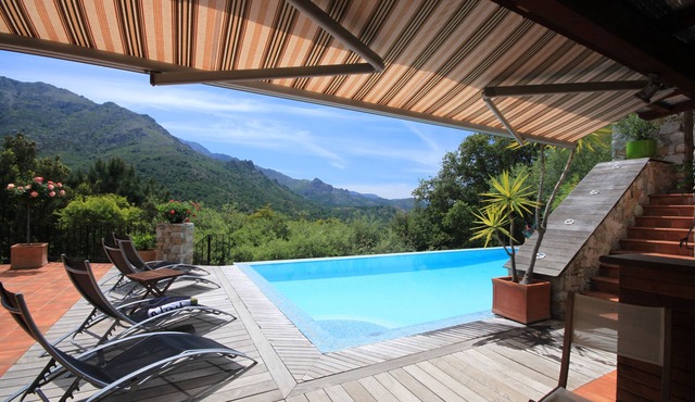 September: After summer is still summer Villa 8 pers heated pool