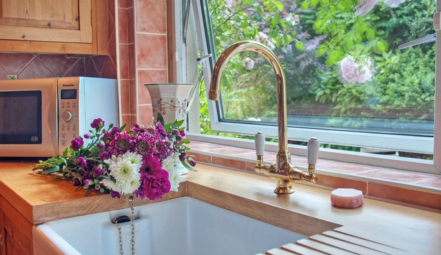 September Cottage, Melrose, ideal for visiting Edinburgh and the Borders