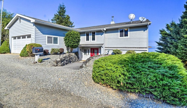 Sequim Retreat w/ Views of Protection Island!